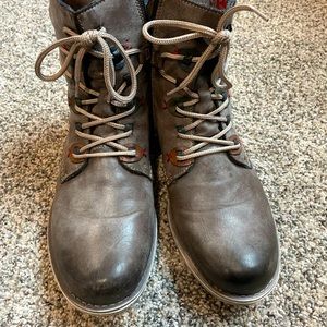 Leather combat boots